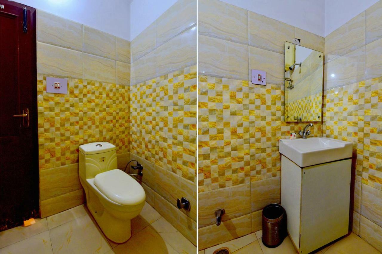 ماندي Oyo 26909 Hotel Paras المظهر الخارجي الصورة